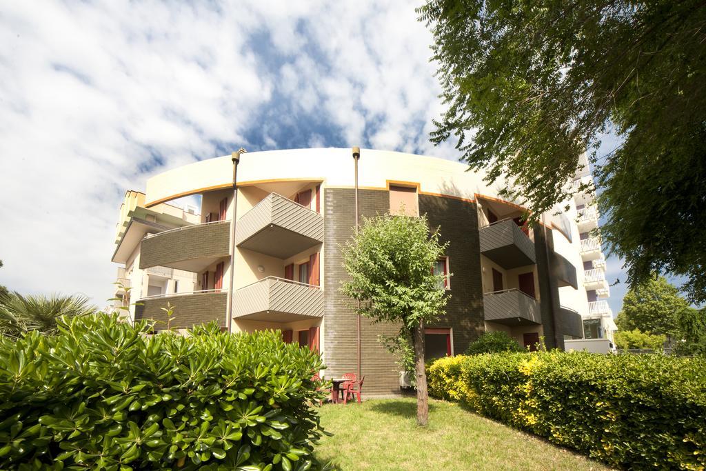 Aris Residence Riccione Exterior foto